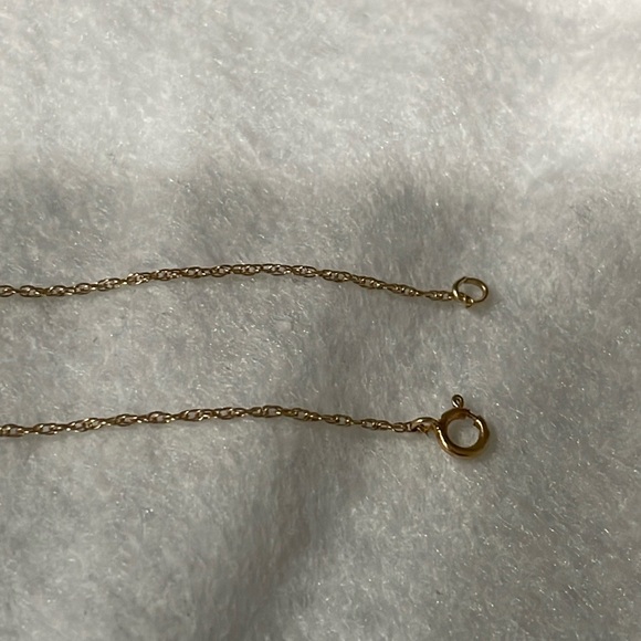 14K Yellow Gold Thin Rope Chain💛 - Picture 6 of 6